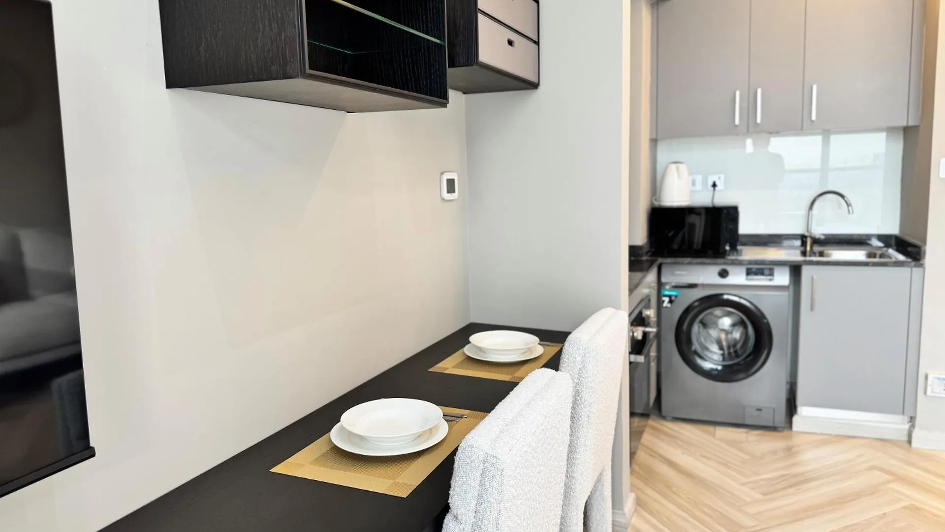 Apartment Warm And Elegant Studio In Dubai