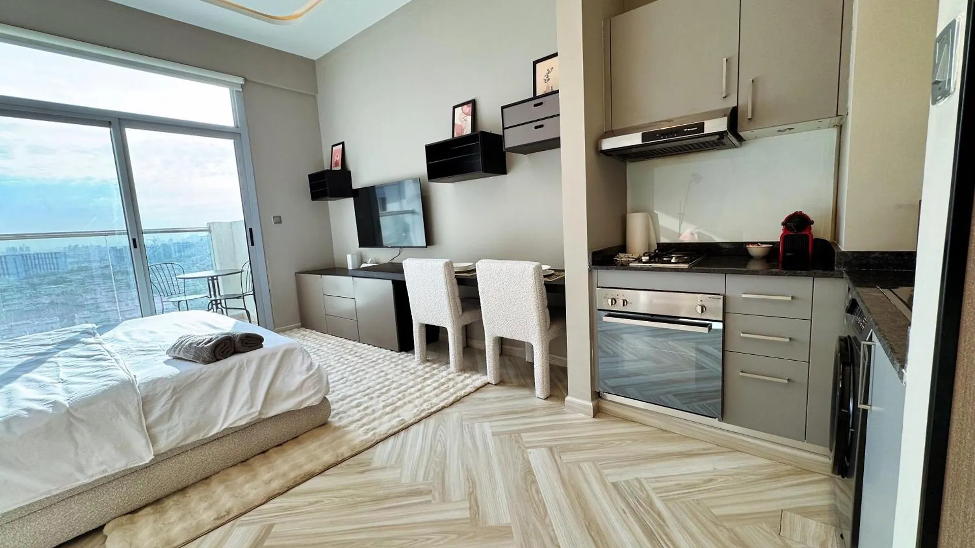 Apartment Warm And Elegant Studio In Dubai
